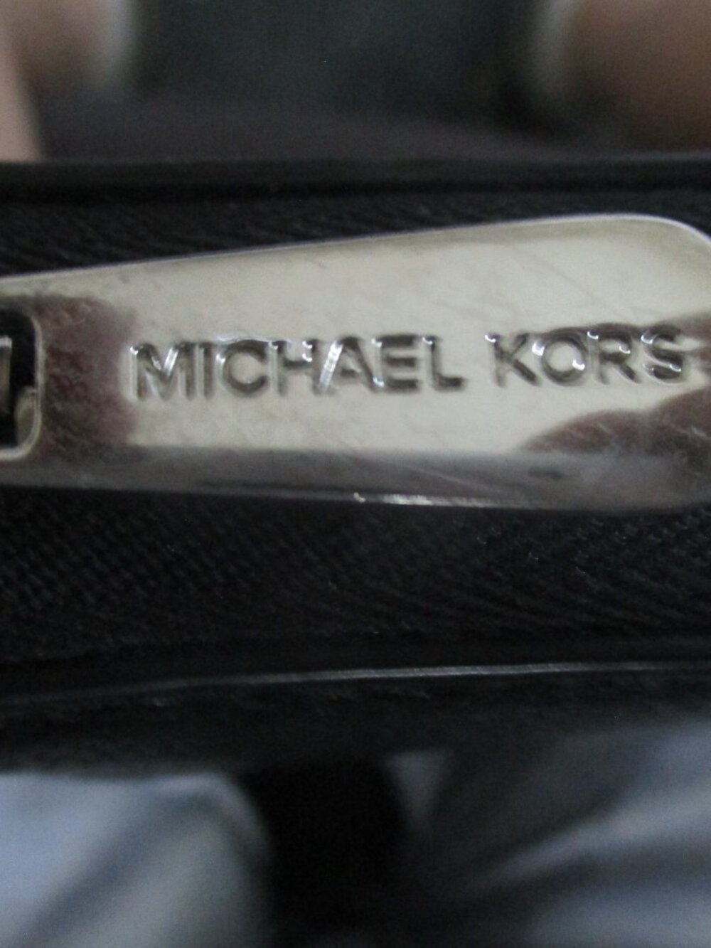 Michael Kors Ladies Wallet Double Zip w/ ID and CC cards Pouches